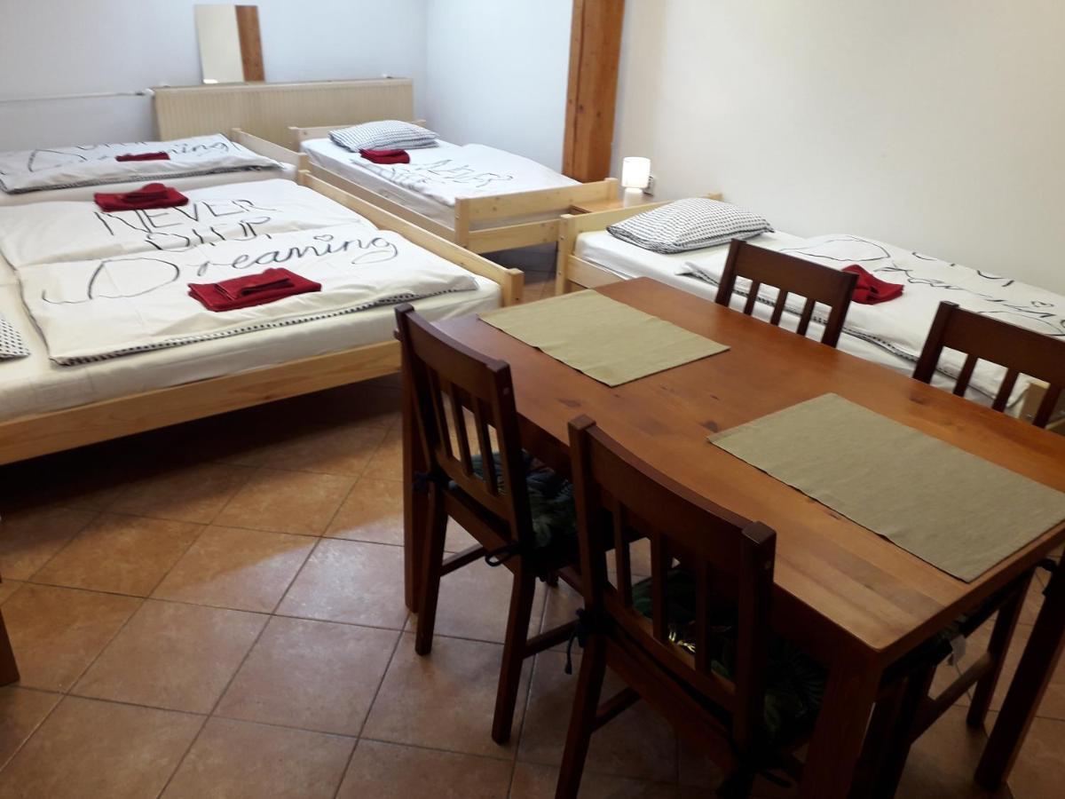 Gran Hostel Banská Bystrica Eksteriør billede